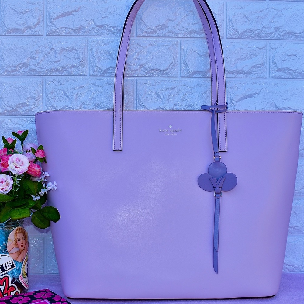 SOLD‼️ Kate Spade Kelsey Tote